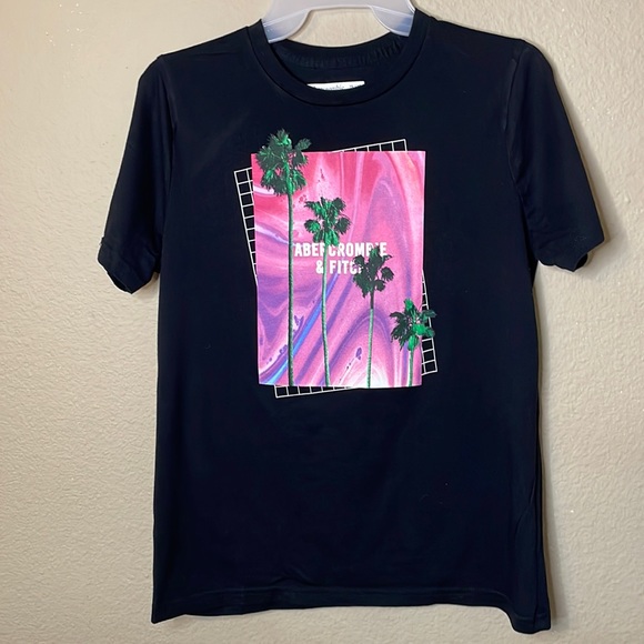 Abercrombie boys T-shirt - Picture 1 of 2